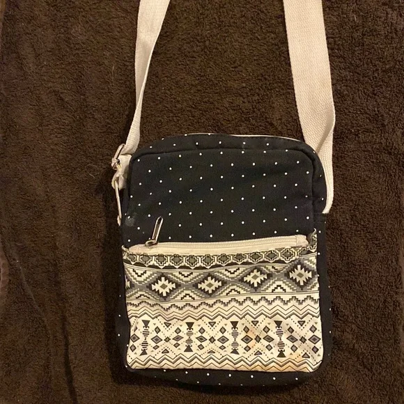 Little cross body bag cool design - Picture 1 of 1
